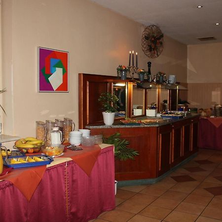 Hotel Zum Ratsherrn Любек Экстерьер фото