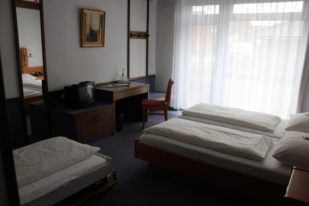 Hotel Zum Ratsherrn Любек Номер фото